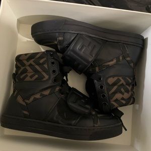 Kids fendi sz27 sz10